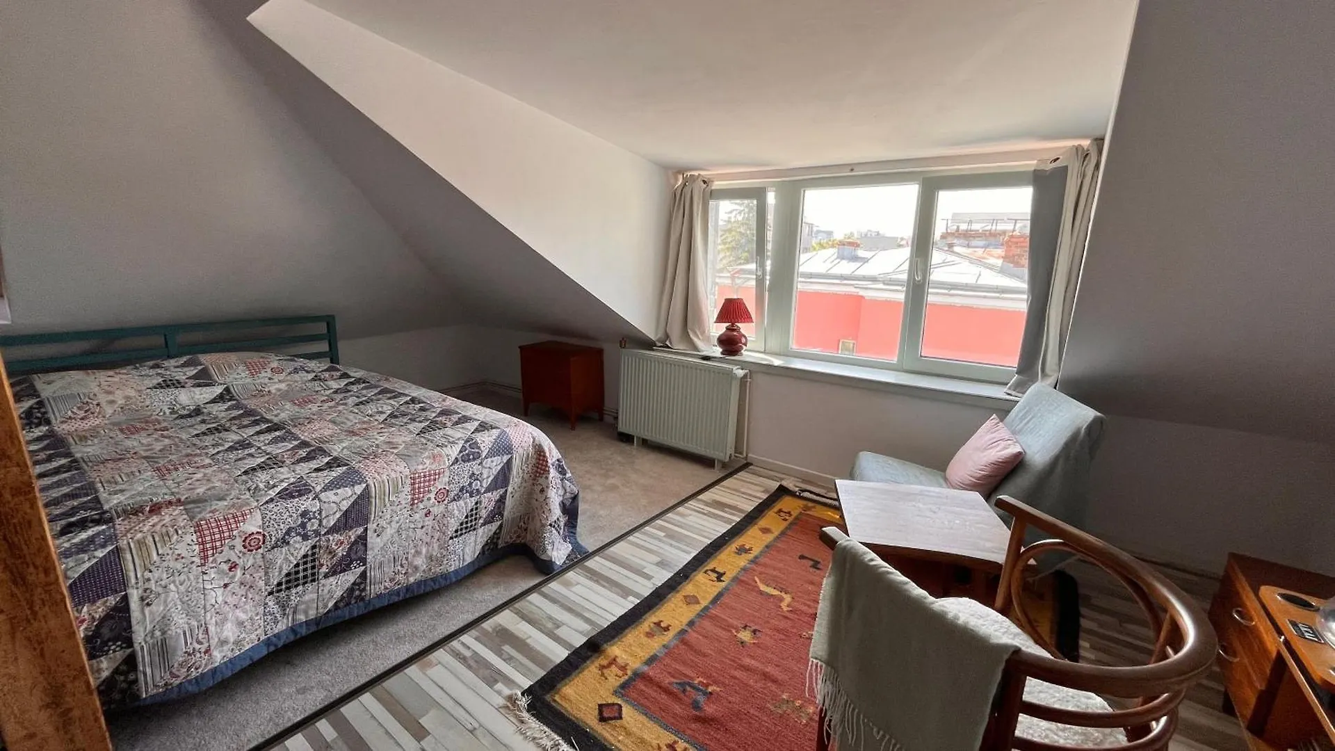 Bc14 Cosy Sunlit Studio Bucureşti România